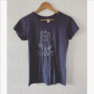 Active Apparel Navy print t-shirt sz: Large